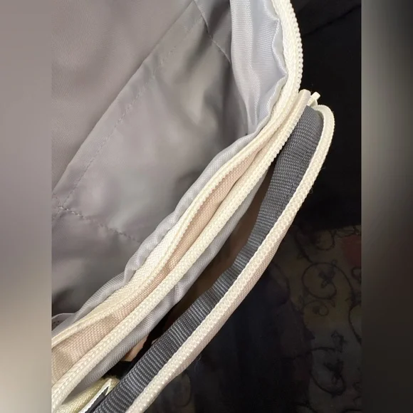 Adidas Wait Pack - Picture 6 of 7